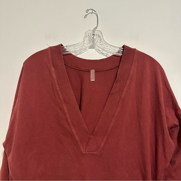 Free people movement red v-neck slit sides long sleeve pull over - Picture 5 of 6